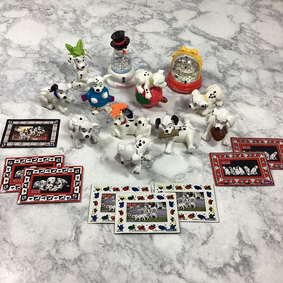 Disney 101 Dalmatians Collectible Figure Toy Magnet Frame Globe Lot - Picture 1 of 6